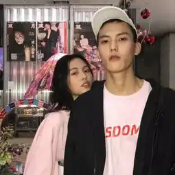 情侣头像一男一女

