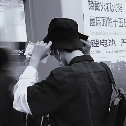 肖战氛围感头像
