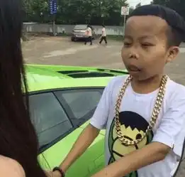 曾经快手一出现就爆红的外星人变土豪,如今却连看病钱都没有
