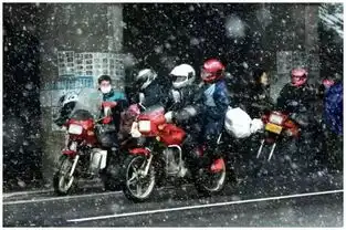 摩托车是什么平凡生活的英雄梦
