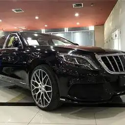 2017款奔驰迈巴赫s600低调奢华望尘莫及
