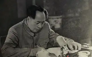 纪念毛泽东诞辰123周年领略伟人诗词中的宏伟气概组图
