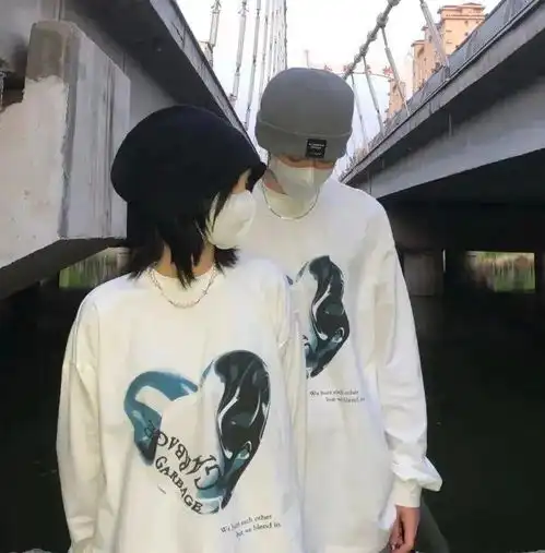 情侣头像一左一右配对
