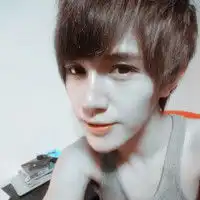可不可以爱我到死爱到骨子里的时尚阿宝色情侣头像
