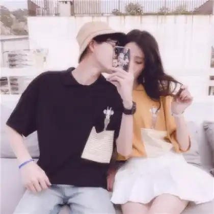 qq头像情侣一男一女,你从未走出我的思念
