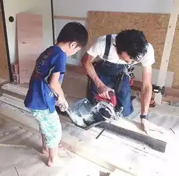 95的家具都自己打造,这对日本小夫妻,一不小心就火遍全球
