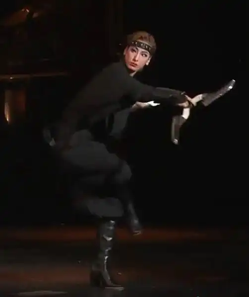 柚香光男役路二羽翼渐丰20142019
