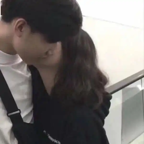 情侣头像丨超火真人古风可爱超污情侣头像

