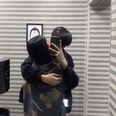 女生偷偷喜欢你,聊天记录会有这3个特点,渣男终于等到你
