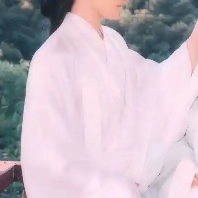 2021情侣古风头像动漫一男一女人间的寂静与热烈并存
