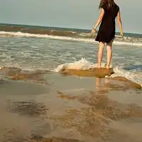 求伤感唯美网名空间名个人说明个性签名头像等等一套
