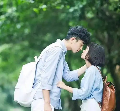男生主动提出分手后,真的不会再想你了吗

