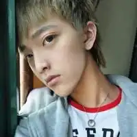 给几个好的情侣头像
