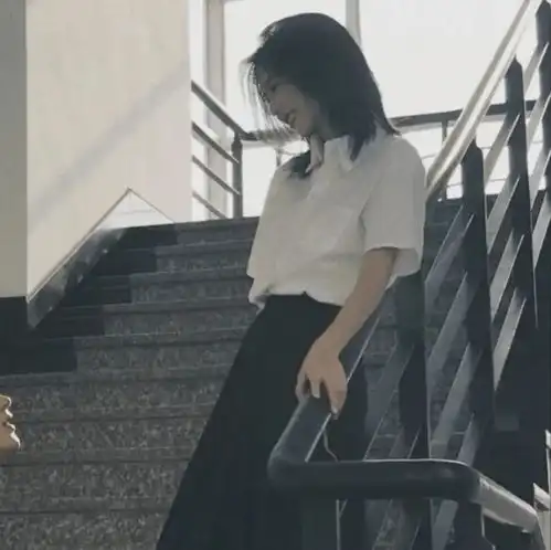 这次是好看的情头
