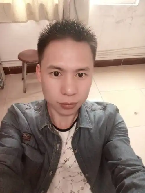 我今年才三十岁,为什麽总有嫩麽多人说我像四十岁,我看起来真有嫩麽老吗
