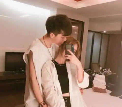 给男票发句我不开心,若有这三种后续,证明爱你到无法自拔了
