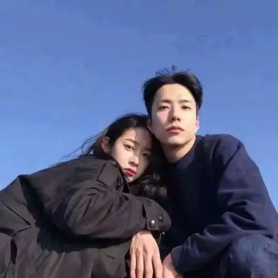 情侣交往,一个男生总和你聊以下3个话题,说明他爱你到极致
