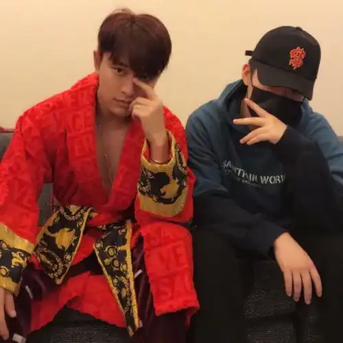 才与前夫同框,便被拍深夜买醉,她与他终究是回不去了
