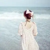 微信海边看海背影头像微信头像图片大全
