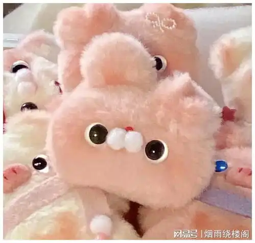 可爱玩偶头像背景图
