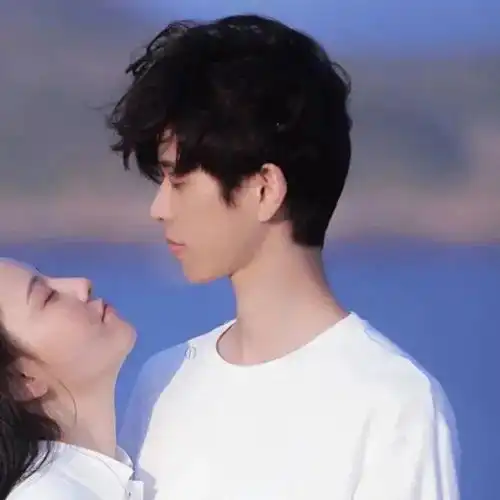 微信头像丨见过海的人不会留恋山河
