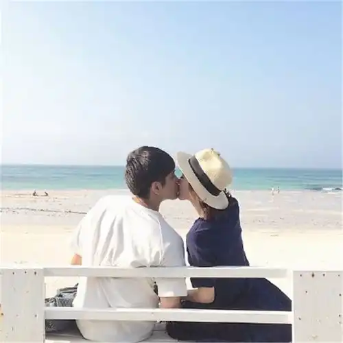情侣照姿势大全,麻烦男朋友们学一学

