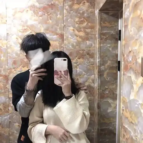 情侣头像与其找错误的人相伴不如选择单身

