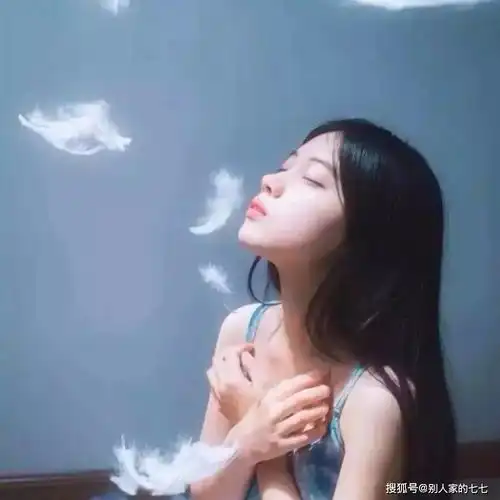如果你爱上了一个不能在一起的人,请把这四句话记在心里
