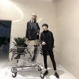 简单低调的情侣头像
