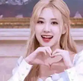 rose朴彩英头像壁纸
