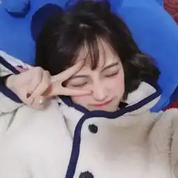 女生恋爱前和恋爱后的对比
