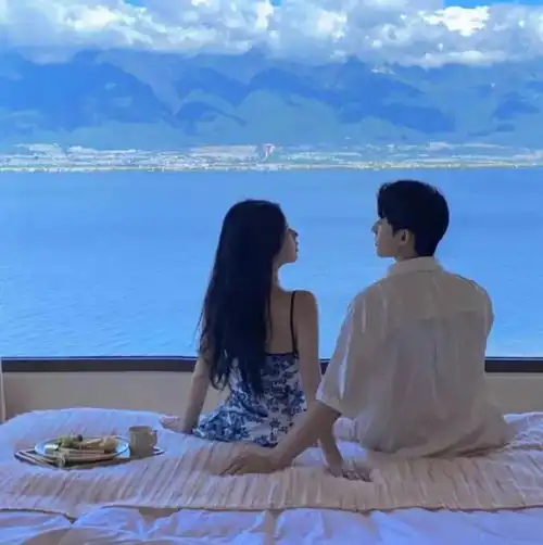 超好看头像男生女生情侣
