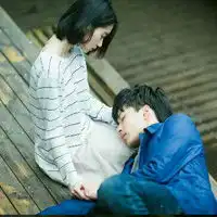 暖心的情侣微信头像任时光匆匆就去我只在乎你
