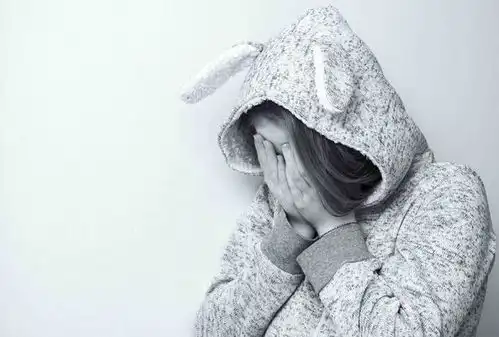 从来不发朋友圈的人,要么过的特别好,要么过的特别糟,没有例外
