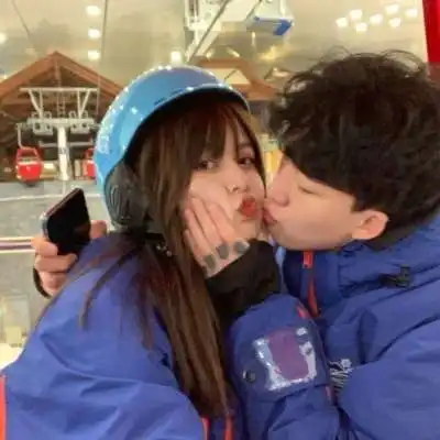 ins优质真人情侣头像我喜欢你,胜情侣头像我要个性网
