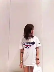 潮流教科书今夏最火爆最好看最帅气最复古情侣款t恤,大logo潮流复古风情侣短袖t恤
