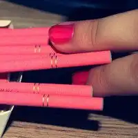 qq情侣头像一左一右一对静态图片
