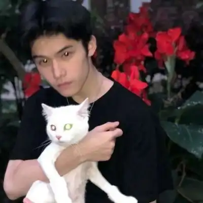 超酷男生头像
