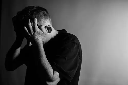 女人喜欢走极端纯属胡说,男人才是真正的二极管
