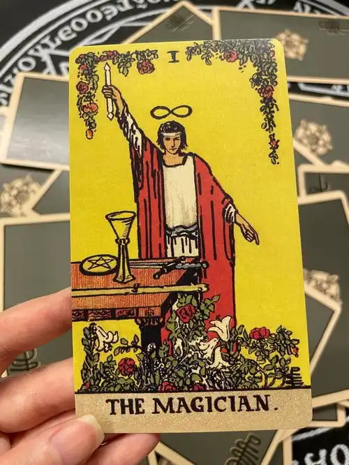 塔罗牌意2魔术师
