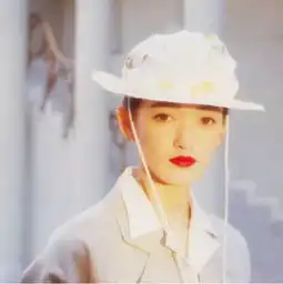 关于烫头发发型的那些事纯唠嗑最后有关于妆容的介绍
