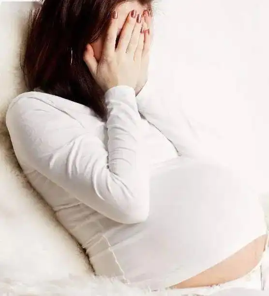 孕晚期爱哭易怒情绪低落孕妈学会这4招,有效缓解
