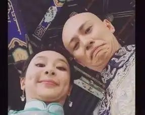 双宋cp公布婚讯明星恋情,都有这样一个明显的套路
