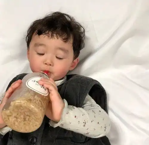 有哪些十分可爱或好看或沙雕的小孩头像
