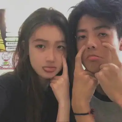 抖音网红情侣头像真人抖音超好看独一无二图片
