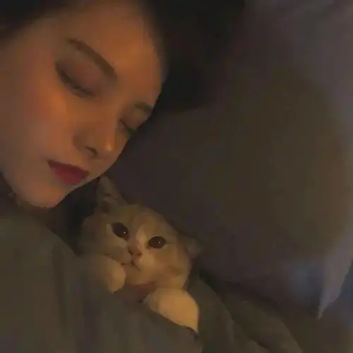 隐蔽的不明显情侣头像大全
