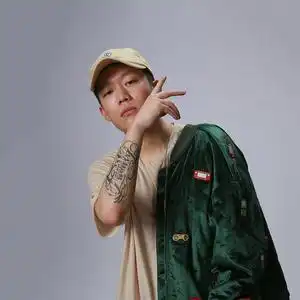 是什么让有嘻哈的冠军,变成了维密舞台上最土的人
