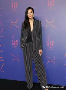 lulualways驾驭好周冬雨的鬼马少女风王菲的性冷淡风你就是时尚圈freestyle之王

