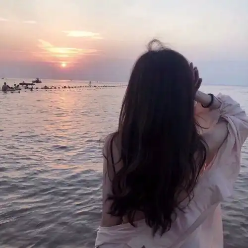ins小众仙气飘飘女生头像
