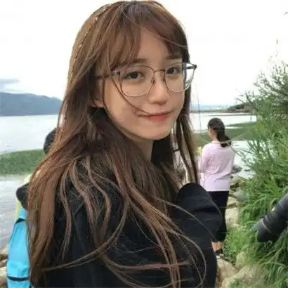 闺蜜头像一对两张,不能给予的未来就永远
